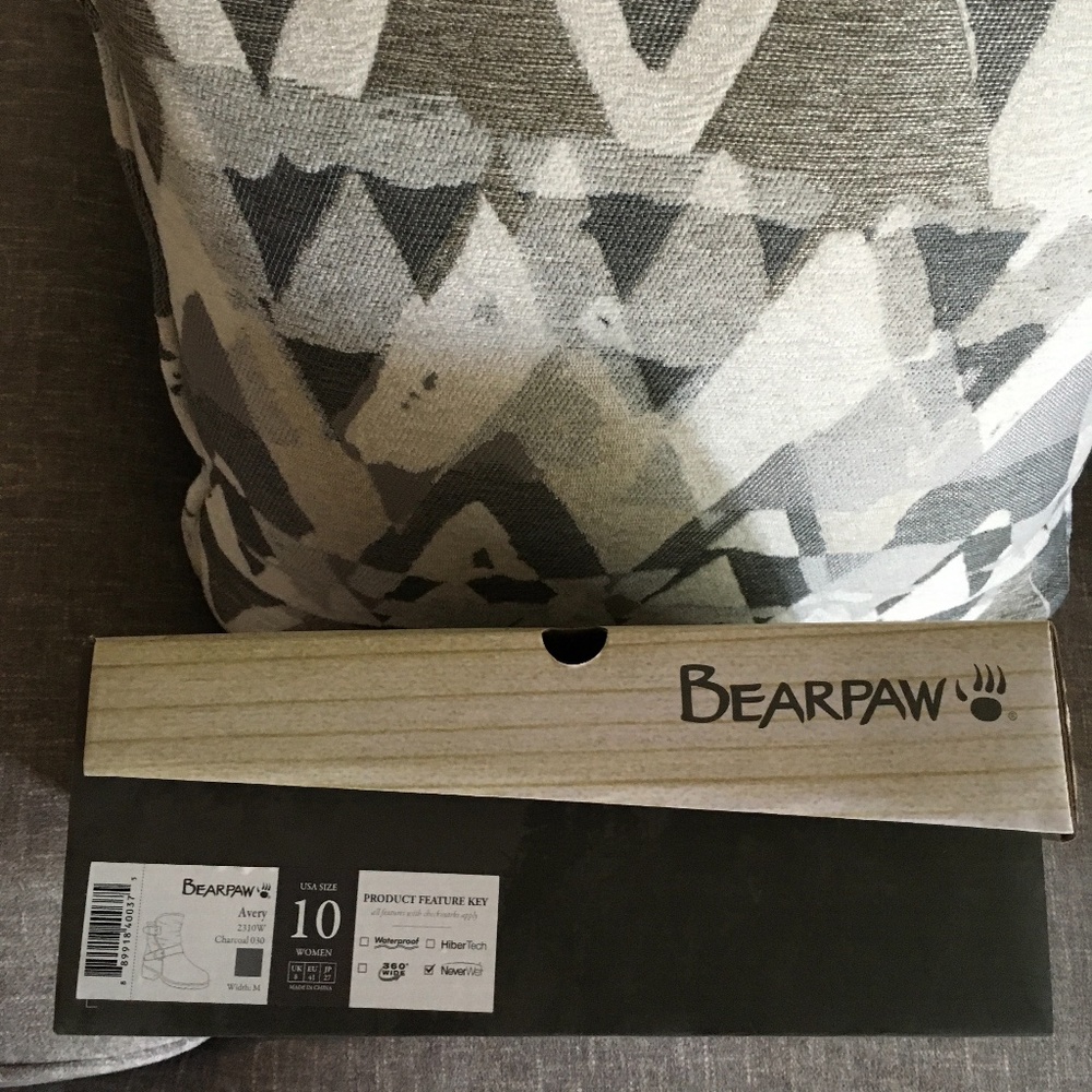 Bear paw Avery ankle boots